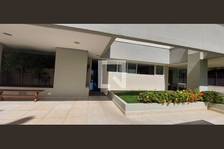 Apartamento à venda com 205m², 4 quartos e 3 vagas Apartamento à venda com 205m², 4 quartos e 3 vagasÁrea comum