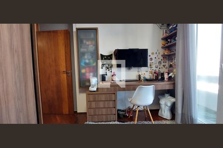 Apartamento à venda com 205m², 4 quartos e 3 vagas Apartamento à venda com 205m², 4 quartos e 3 vagasQuarto 3