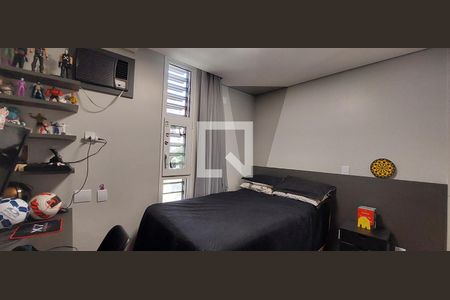 Apartamento à venda com 205m², 4 quartos e 3 vagas Apartamento à venda com 205m², 4 quartos e 3 vagasQuarto 2