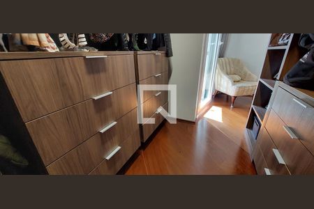 Apartamento à venda com 205m², 4 quartos e 3 vagas Apartamento à venda com 205m², 4 quartos e 3 vagasQuarto 1 suíte - Closet