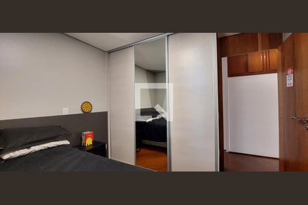 Apartamento à venda com 205m², 4 quartos e 3 vagas Apartamento à venda com 205m², 4 quartos e 3 vagasQuarto 2