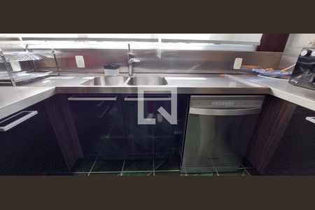 Apartamento à venda com 205m², 4 quartos e 3 vagas Apartamento à venda com 205m², 4 quartos e 3 vagasCozinha