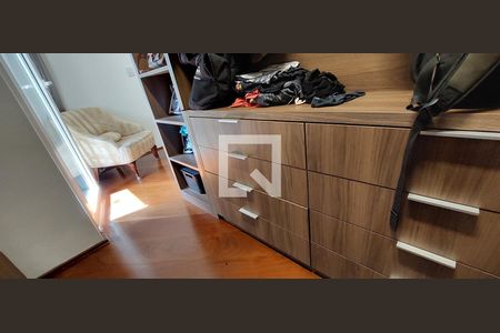 Apartamento à venda com 205m², 4 quartos e 3 vagas Apartamento à venda com 205m², 4 quartos e 3 vagasQuarto 1 suíte - Closet