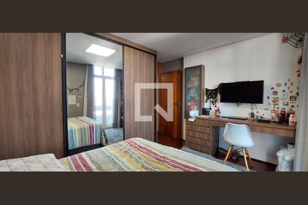 Apartamento à venda com 205m², 4 quartos e 3 vagas Apartamento à venda com 205m², 4 quartos e 3 vagasQuarto 3