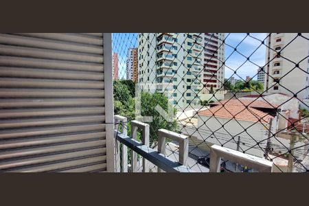 Apartamento à venda com 205m², 4 quartos e 3 vagas Apartamento à venda com 205m², 4 quartos e 3 vagasVaranda Quarto 1 suíte