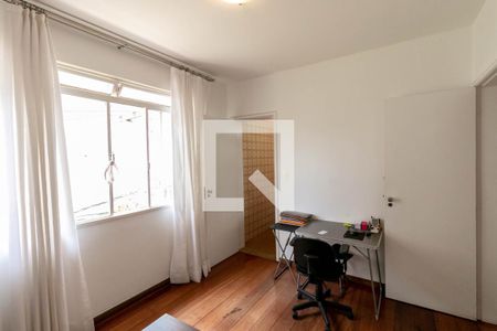 Apartamento à venda com 87m², 3 quartos e 1 vagaEscritório