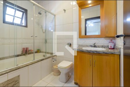 Casa à venda com 268m², 4 quartos e 2 vagas Casa à venda com 268m², 4 quartos e 2 vagasBanheiro da Suíte