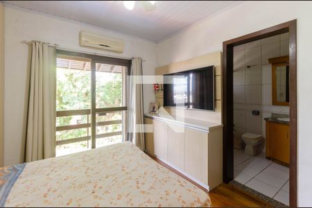Casa à venda com 268m², 4 quartos e 2 vagas Casa à venda com 268m², 4 quartos e 2 vagasSuíte