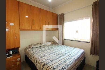 Casa à venda com 220m², 6 quartos e 2 vagasSuíte 1