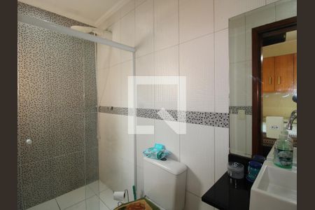 Casa à venda com 220m², 6 quartos e 2 vagasBanheiro da Suíte 1