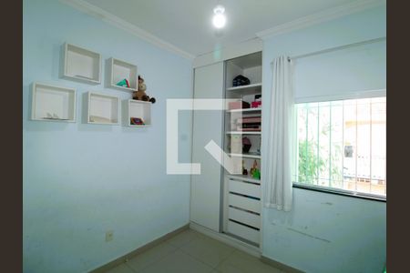 Casa à venda com 220m², 6 quartos e 2 vagasQuarto