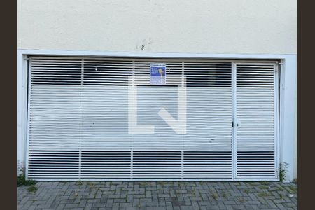 Casa à venda com 220m², 6 quartos e 2 vagasFachada com plaquinha