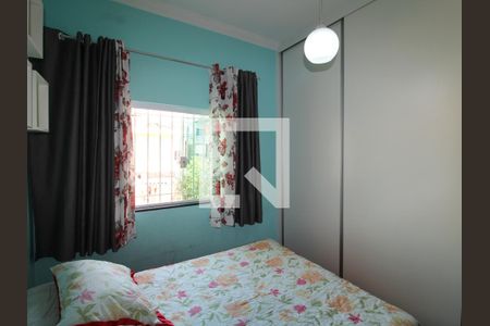 Casa à venda com 220m², 6 quartos e 2 vagasSuíte 2