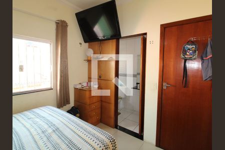 Casa à venda com 220m², 6 quartos e 2 vagasSuíte 1