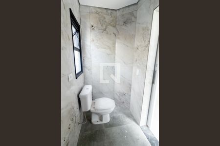 Apartamento à venda com 197m², 3 quartos e 4 vagasBanheiro do Quarto 2