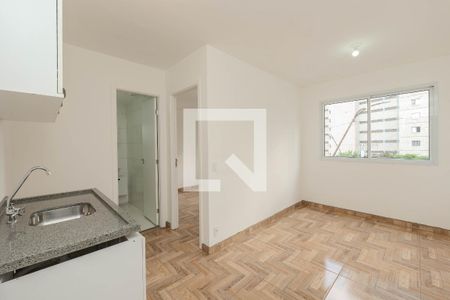 Sala/Cozinha de apartamento para alugar com 1 quarto, 24m² em Bela Vista, São Paulo