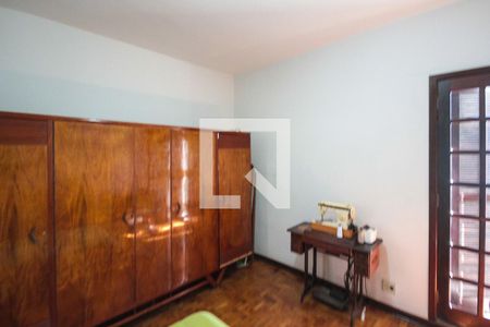 Casa à venda com 480m², 2 quartos e 2 vagas Casa à venda com 480m², 2 quartos e 2 vagasQuarto 02