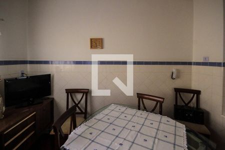 Casa à venda com 480m², 2 quartos e 2 vagas Casa à venda com 480m², 2 quartos e 2 vagasCopa