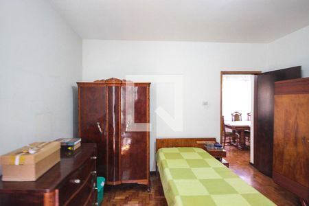 Casa à venda com 480m², 2 quartos e 2 vagas Casa à venda com 480m², 2 quartos e 2 vagasQuarto 02