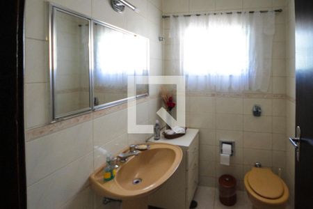 Casa à venda com 480m², 2 quartos e 2 vagas Casa à venda com 480m², 2 quartos e 2 vagasLavabo