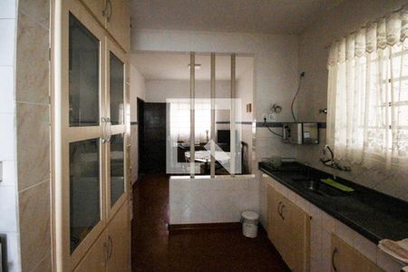 Casa à venda com 480m², 2 quartos e 2 vagas Casa à venda com 480m², 2 quartos e 2 vagasCozinha