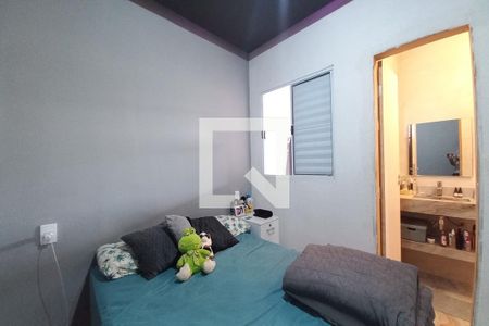Casa à venda com 70m², 2 quartos e 3 vagas Casa à venda com 70m², 2 quartos e 3 vagasQuarto 2 - Suíte