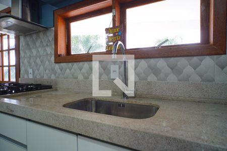 Cozinha de casa para alugar com 3 quartos, 220m² em Rio Tavares, Florianópolis