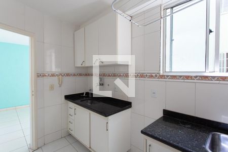 Apartamento à venda com 60m², 2 quartos e 1 vaga Apartamento à venda com 60m², 2 quartos e 1 vagaCozinha e Área de Serviço