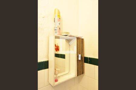 Casa à venda com 170m², 3 quartos e 4 vagasBanheiro 1