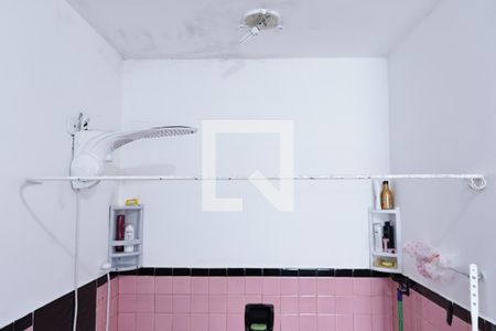 Casa à venda com 170m², 3 quartos e 4 vagasBanheiro 2