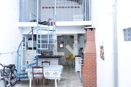 Casa à venda com 170m², 3 quartos e 4 vagasQuintal