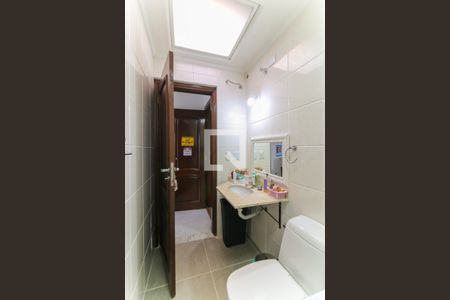 Apartamento à venda com 450m², 4 quartos e 5 vagasBanheiro da Suíte 3