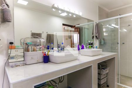 Apartamento à venda com 450m², 4 quartos e 5 vagasBanheiro da Suíte 1