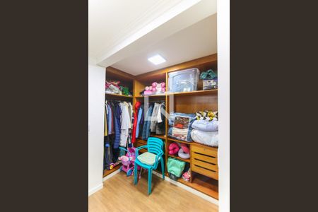 Apartamento à venda com 450m², 4 quartos e 5 vagasQuarto 4