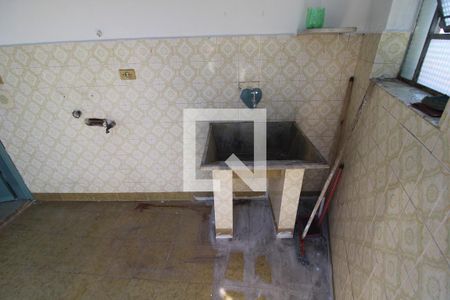 Casa à venda com 93m², 2 quartos e 1 vagaÁrea de Serviço