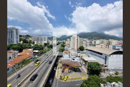 Apartamento à venda com 33m², 1 quarto e 1 vaga Apartamento à venda com 33m², 1 quarto e 1 vagaÁrea comum