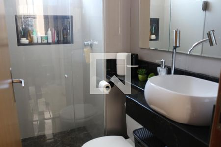 Apartamento à venda com 49m², 2 quartos e 1 vaga Apartamento à venda com 49m², 2 quartos e 1 vagaBanheiro