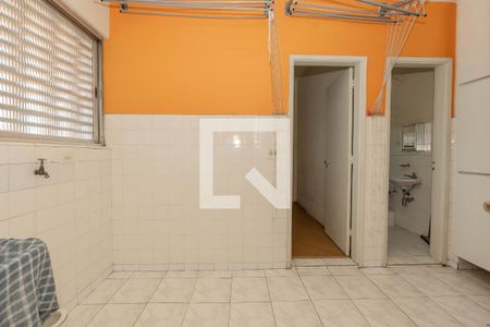Apartamento à venda com 182m², 4 quartos e 2 vagas Apartamento à venda com 182m², 4 quartos e 2 vagasÁrea de Serviço