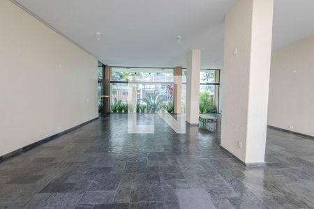 Apartamento à venda com 182m², 4 quartos e 2 vagas Apartamento à venda com 182m², 4 quartos e 2 vagasÁrea comum - Salão de festas