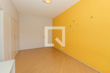 Apartamento à venda com 182m², 4 quartos e 2 vagas Apartamento à venda com 182m², 4 quartos e 2 vagasSuíte 1