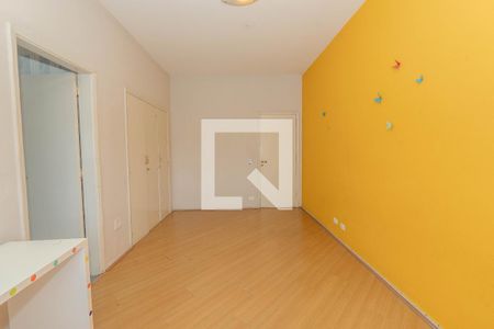 Apartamento à venda com 182m², 4 quartos e 2 vagas Apartamento à venda com 182m², 4 quartos e 2 vagasSuíte 1