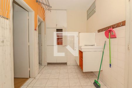 Apartamento à venda com 182m², 4 quartos e 2 vagas Apartamento à venda com 182m², 4 quartos e 2 vagasÁrea de Serviço
