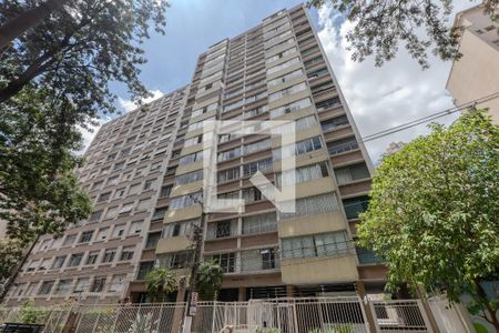 Apartamento à venda com 182m², 4 quartos e 2 vagas Apartamento à venda com 182m², 4 quartos e 2 vagasFachada