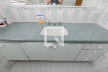 Apartamento à venda com 182m², 4 quartos e 2 vagas Apartamento à venda com 182m², 4 quartos e 2 vagasBanheiro da Suíte 1