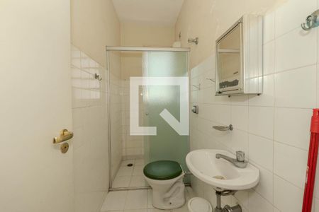 Apartamento à venda com 182m², 4 quartos e 2 vagas Apartamento à venda com 182m², 4 quartos e 2 vagasBanheiro de serviço