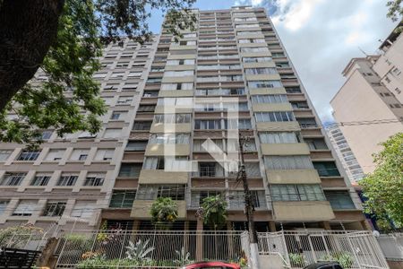 Apartamento à venda com 182m², 4 quartos e 2 vagas Apartamento à venda com 182m², 4 quartos e 2 vagasFachada