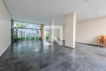 Apartamento à venda com 182m², 4 quartos e 2 vagas Apartamento à venda com 182m², 4 quartos e 2 vagasÁrea comum - Salão de festas