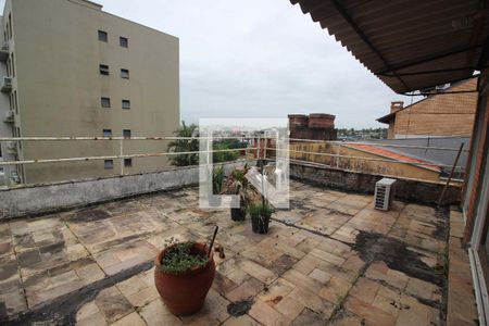 Casa à venda com 220m², 3 quartos e 2 vagasTerraço