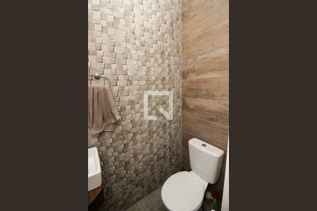 Casa à venda com 220m², 3 quartos e 2 vagasLavabo 1