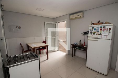 Casa à venda com 220m², 3 quartos e 2 vagasCozinha